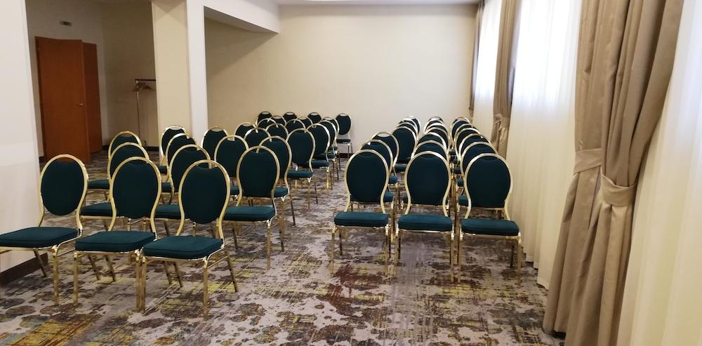 Best Western Hotel Turist Skopje Eksteriør bilde