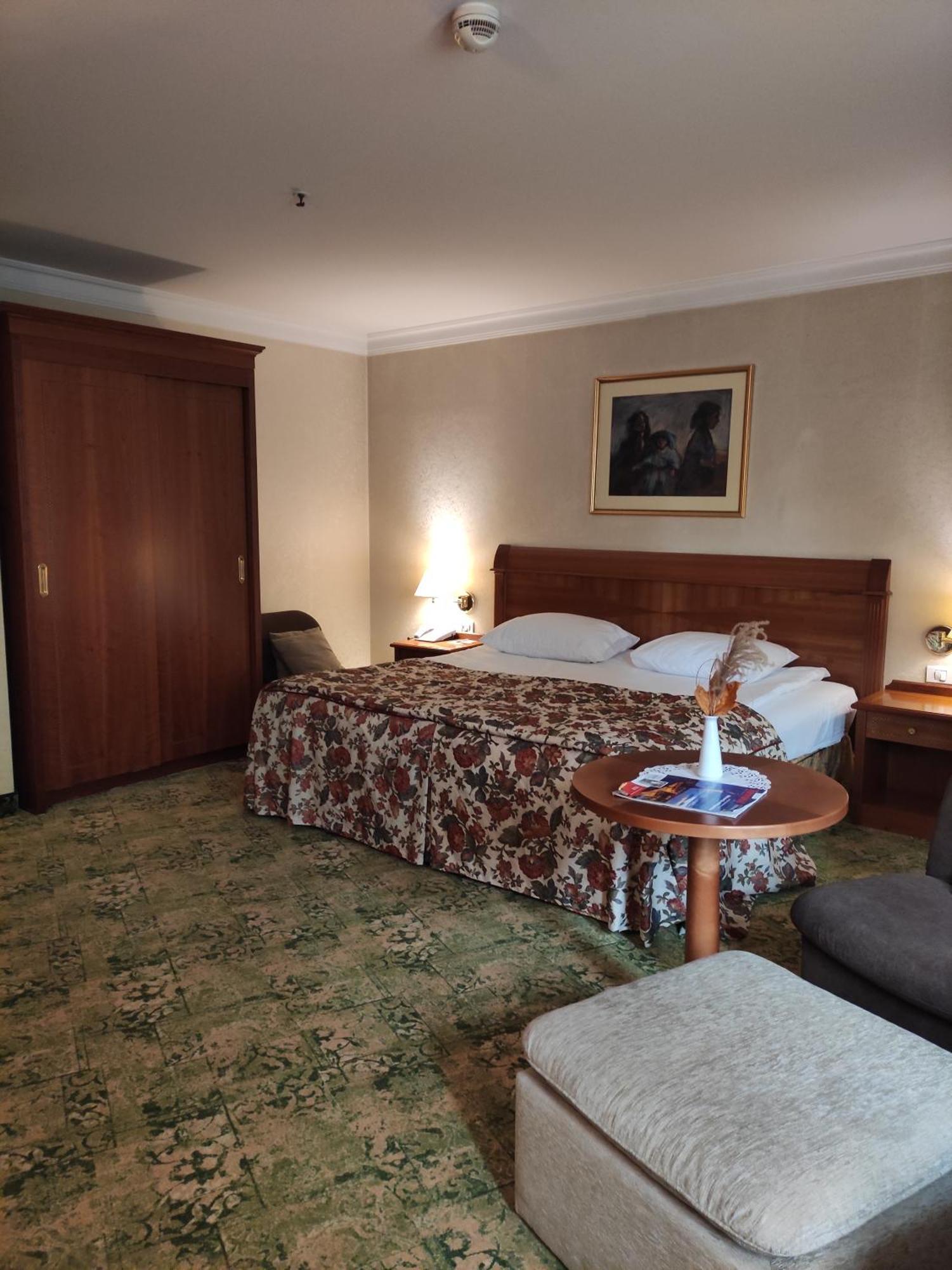 Best Western Hotel Turist Skopje Eksteriør bilde