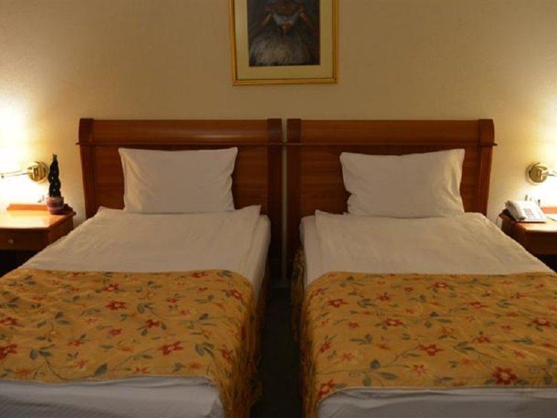 Best Western Hotel Turist Skopje Eksteriør bilde