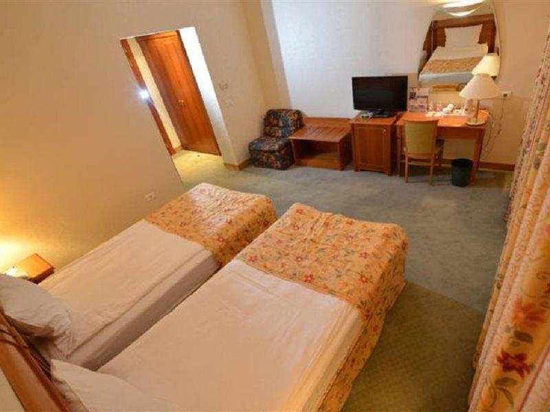 Best Western Hotel Turist Skopje Eksteriør bilde